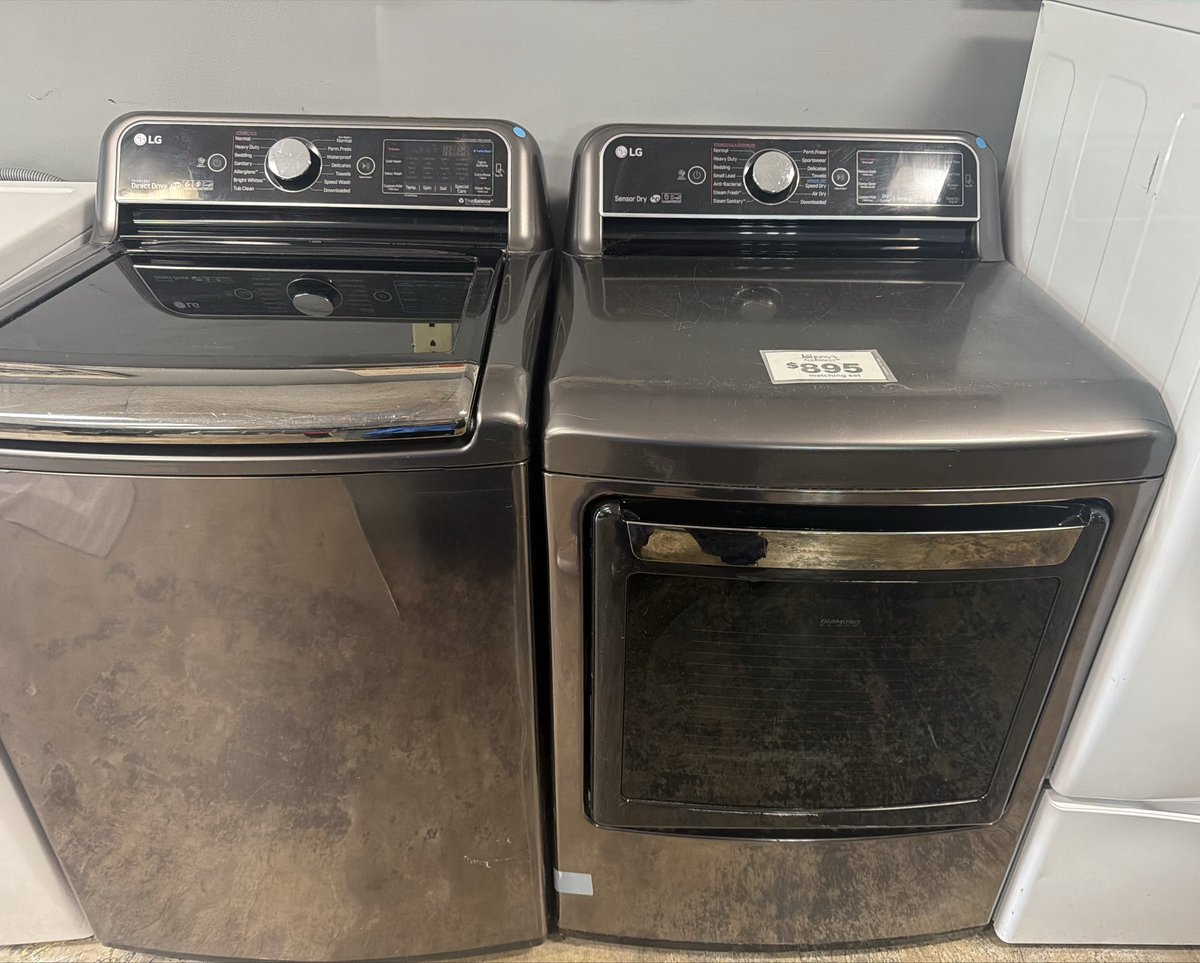 JohnnysApplian1's tweet image. Fresh Floor Friday! These appliances just hit the showroom floor and they won’t sit long. Come see what just rolled in.

☎️ 901-237-1936
📫 4570 Raleigh LaGrange, Memphis 38128 
⏰M-F: 10A-6P; Sat: 10A-3P

#FreshFloorFriday #NewArrivals #InStockNow #ShopLocal #ApplianceDeals