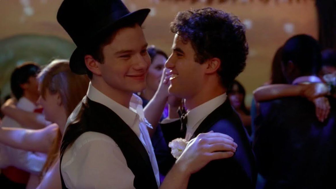 safe place for klaine stans tweet media
