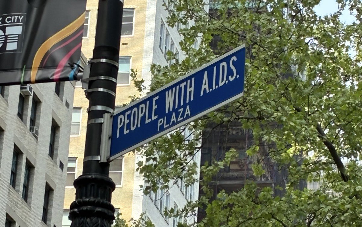 Carl Higbie tweet media