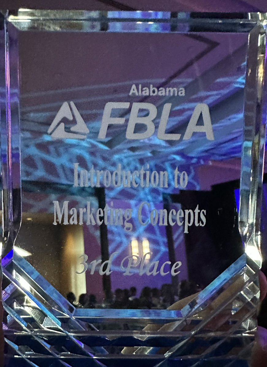 Congratulations to Vestavia Hills High School FBLA Member Sophia Ye for winning 3rd Place in Introduction to Marketing Concepts at the Alabama FBLA State Leadership Conference. #VHpride #1Rebel #FBLA #ALFBLA