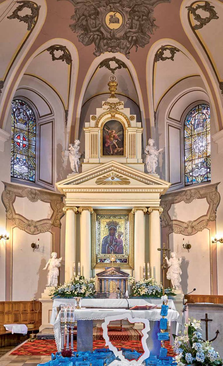 Polish Catholic Aesthetics tweet media