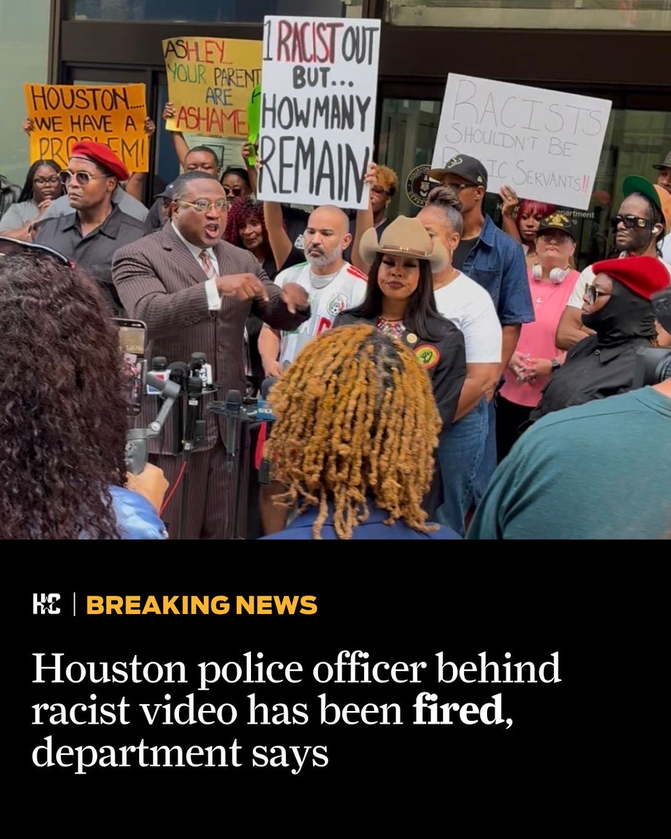 Houston Chronicle tweet media