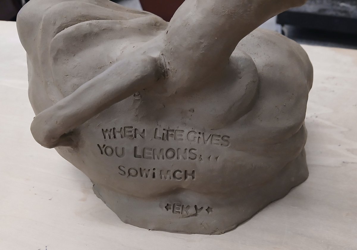 Fr3shDairy's tweet image. This ugly jug i made, its name is Sqwimch.

#art #pottery