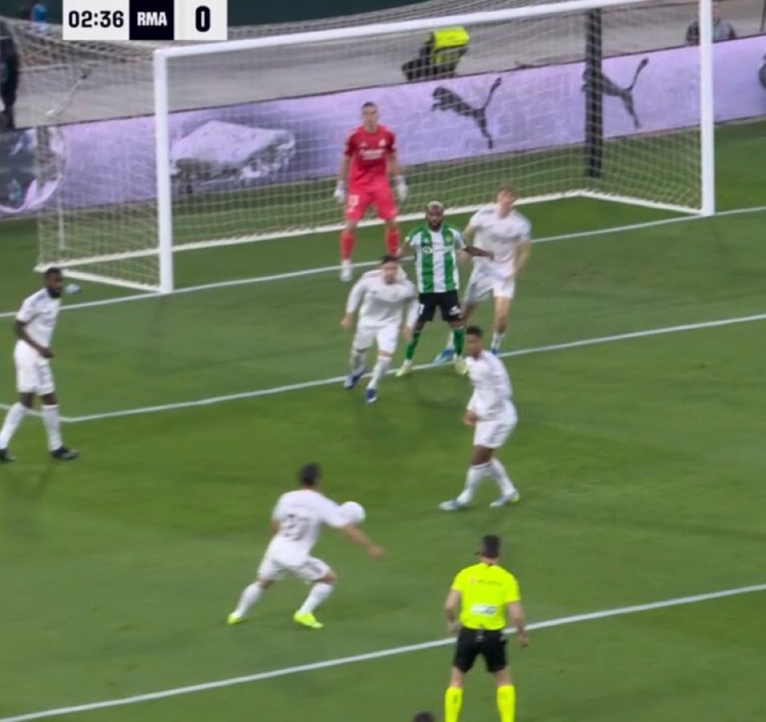 𝙷𝚊𝚛𝚛𝚒𝚜𝚘𝚗 tweet media