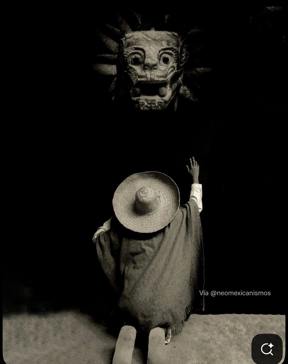 Orando a Quetzalcóatl :::: #neomexicanismos