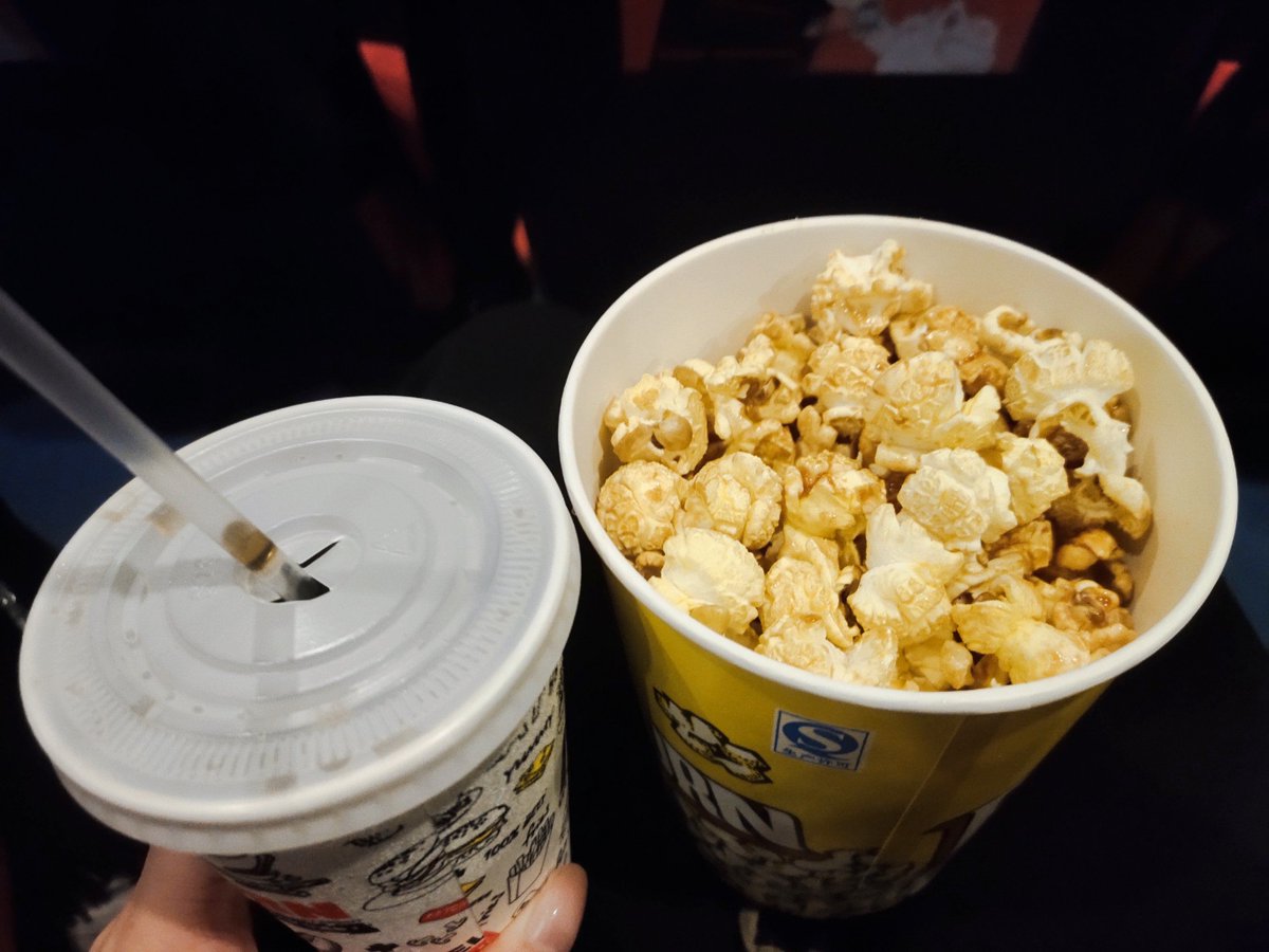 bidadari gila :D tweet media