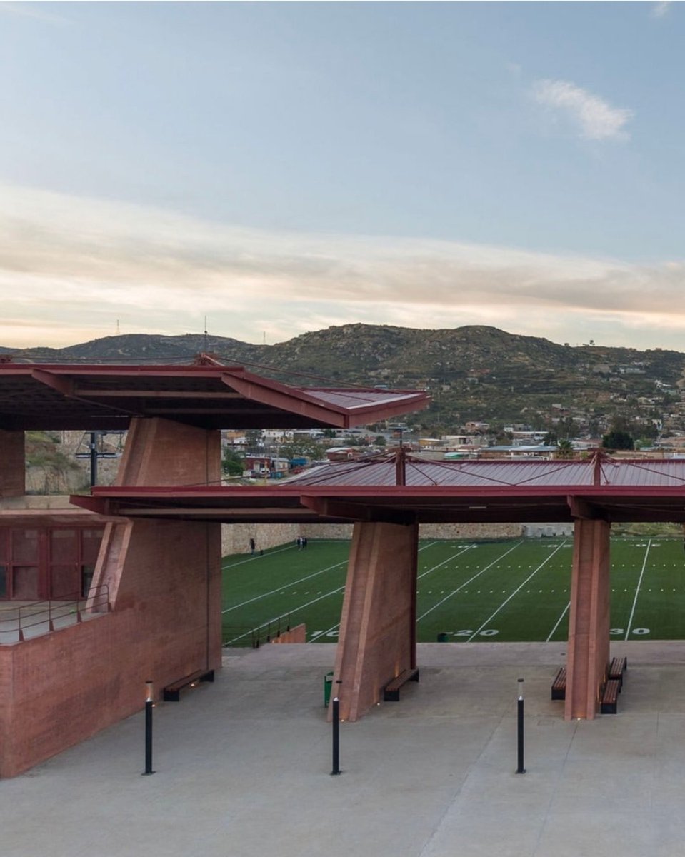 Román Meyer Falcón tweet media