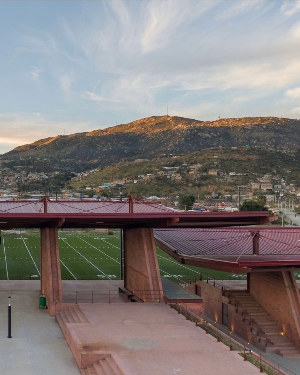 Román Meyer Falcón tweet media