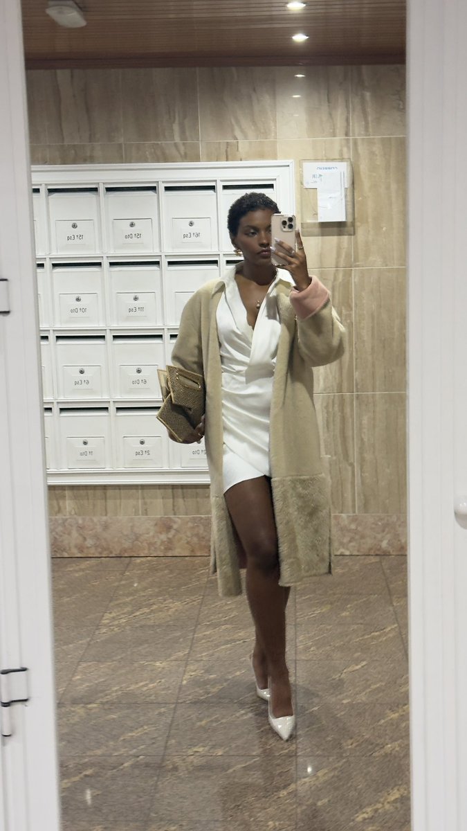 shookyicecakey's tweet image. Ahhh do i look cute? 
#23 #OOTD