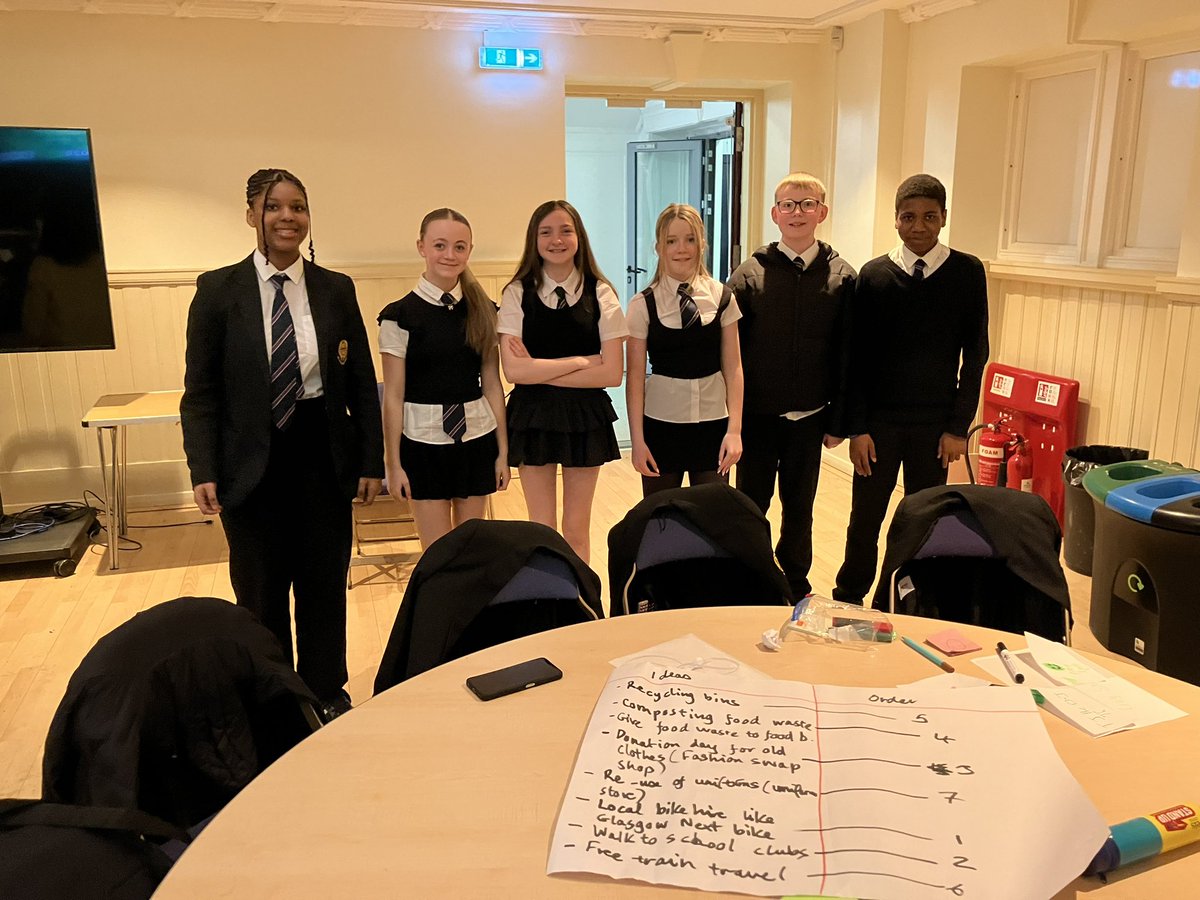 AidansSoc's tweet photo. Great wee group of S1 social subjects students representing the school at the @nlcpeople youth climate action event. Well done to all. https://t.co/ye0SMP6qv6