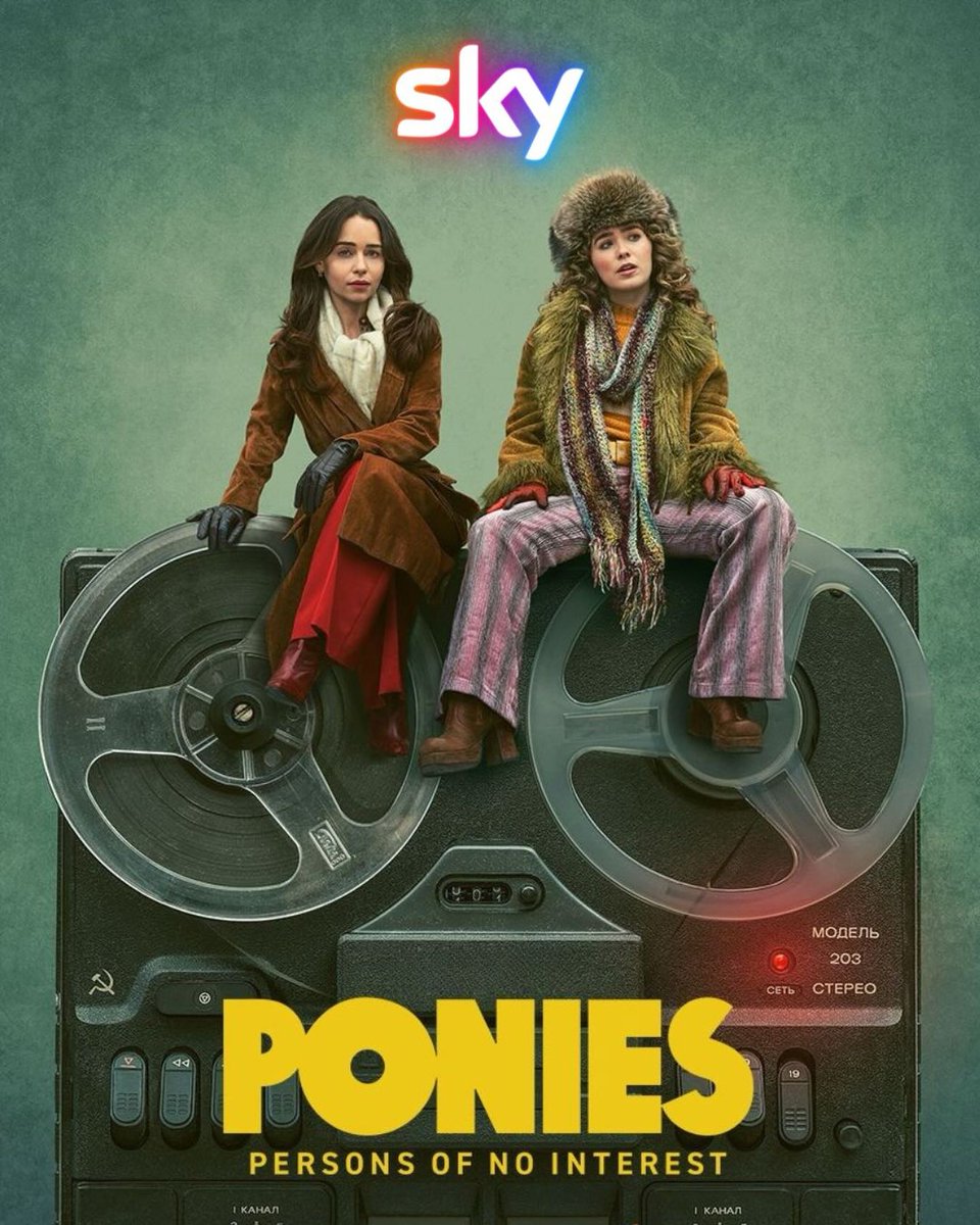 emgot88's tweet image. 🐴🐴 for English fans : #PONIES series (@peacock original) will be on @SkyUK starting May 22 2026. 
#EmiliaClarke 
#HaleyLuRichardson