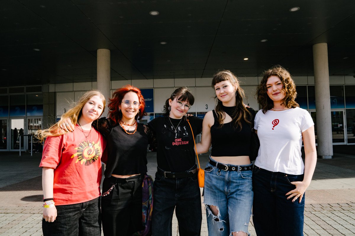 LouisWT91World's tweet photo. 📸| LTHQ via Discord (2)!

Cologne! 🇩🇪 — Gliwice! 🇵🇱 — Prague! 🇨🇿 — Vienna! 🇦🇹 https://t.co/W3AYRQfMhS