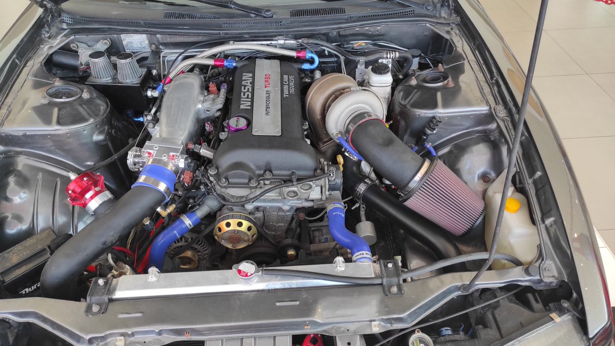 drift4821's tweet photo. At my local Nissan dealership https://t.co/9CFrG2jaQR