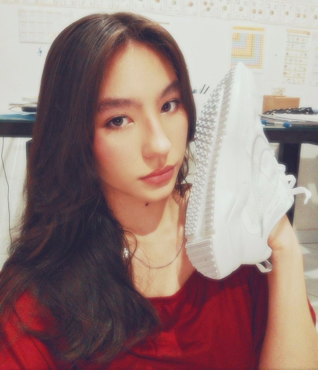 ¡! lau #𝑮REEN𝑹ED tweet media