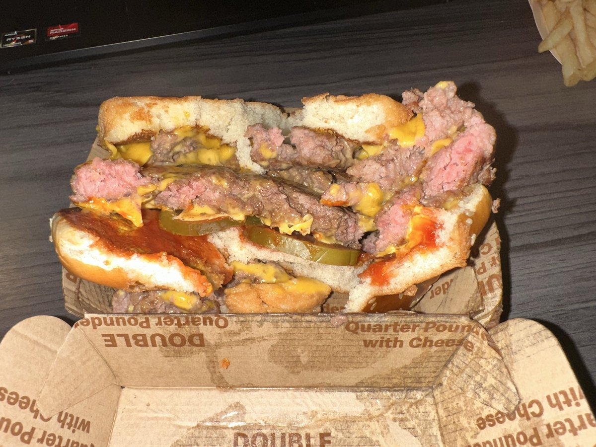 adam phillips tweet media