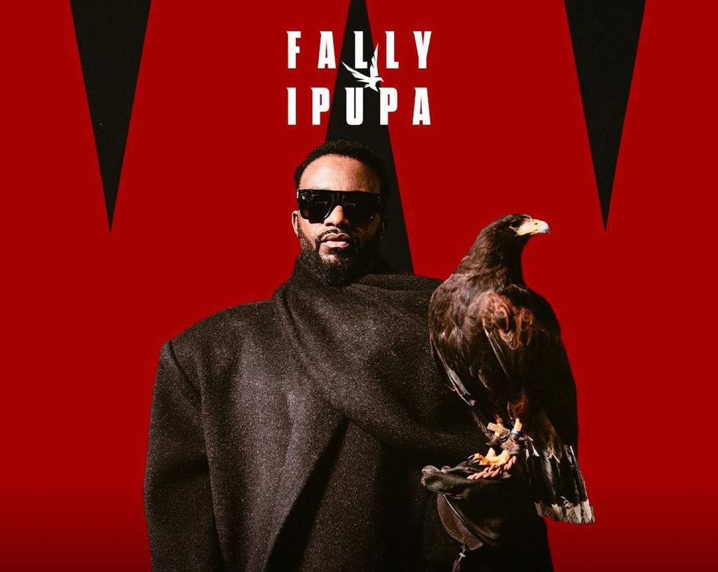 zolanews_net's tweet image. Musique : Fally Ipupa entre dans l’histoire avec son album “XX” classé numéro 1 en France 
zolanews.net/musique-fally-…
Contactez notre rédaction au : +243 894683513
#fally #album #musique #clip #stratégie