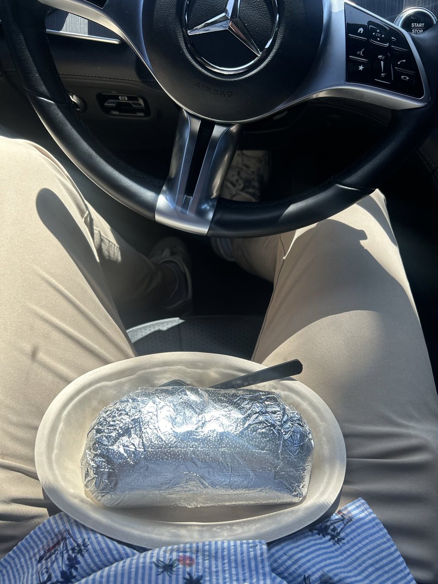 Thaddius Chunderwaffle tweet media