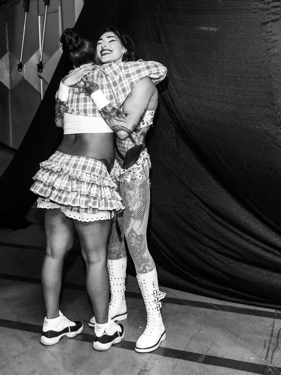 WrestlingWorldCC tweet media