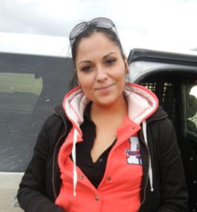 rcmpmb's tweet photo. MISSING: Thompson #rcmpmb are looking for 37yo Jean Oniske, last heard from in the evening of Apr 23. She’s 5’8’’, 145lbs w/ light brown hair &amp; brown eyes. She’s known to wear a hoodie &amp; sweatpants. If you’ve seen her or have info on her whereabouts, please call 204-677-6909 https://t.co/DWeYdlMG5c