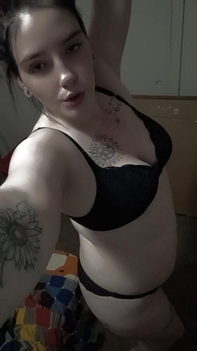 Vixen Vanity tweet media