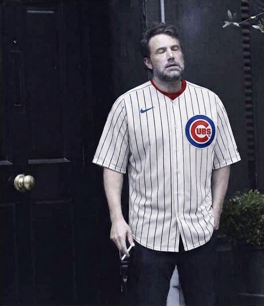 _BeyondTheIvy's tweet photo. First pitch at 9:15 PM #Cubs https://t.co/pPJfZ2FZta