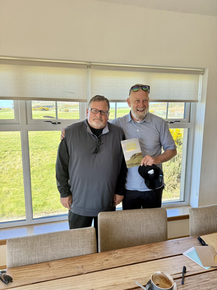 JimHHartsell's tweet photo. A great turnout at @ShiskineGolf for the last book signing. Andy from @Covesealinks came from Moray, @WorksNational was over from Kintyre &amp; I signed a book for 10 time Shiskine club champ Willie Kelso. Thanks to so many people for taking time to come buy the book the last 2 weeks https://t.co/VtKVDySLyF