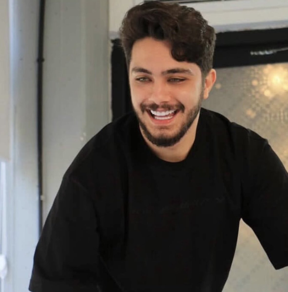 AmirPD tweet media