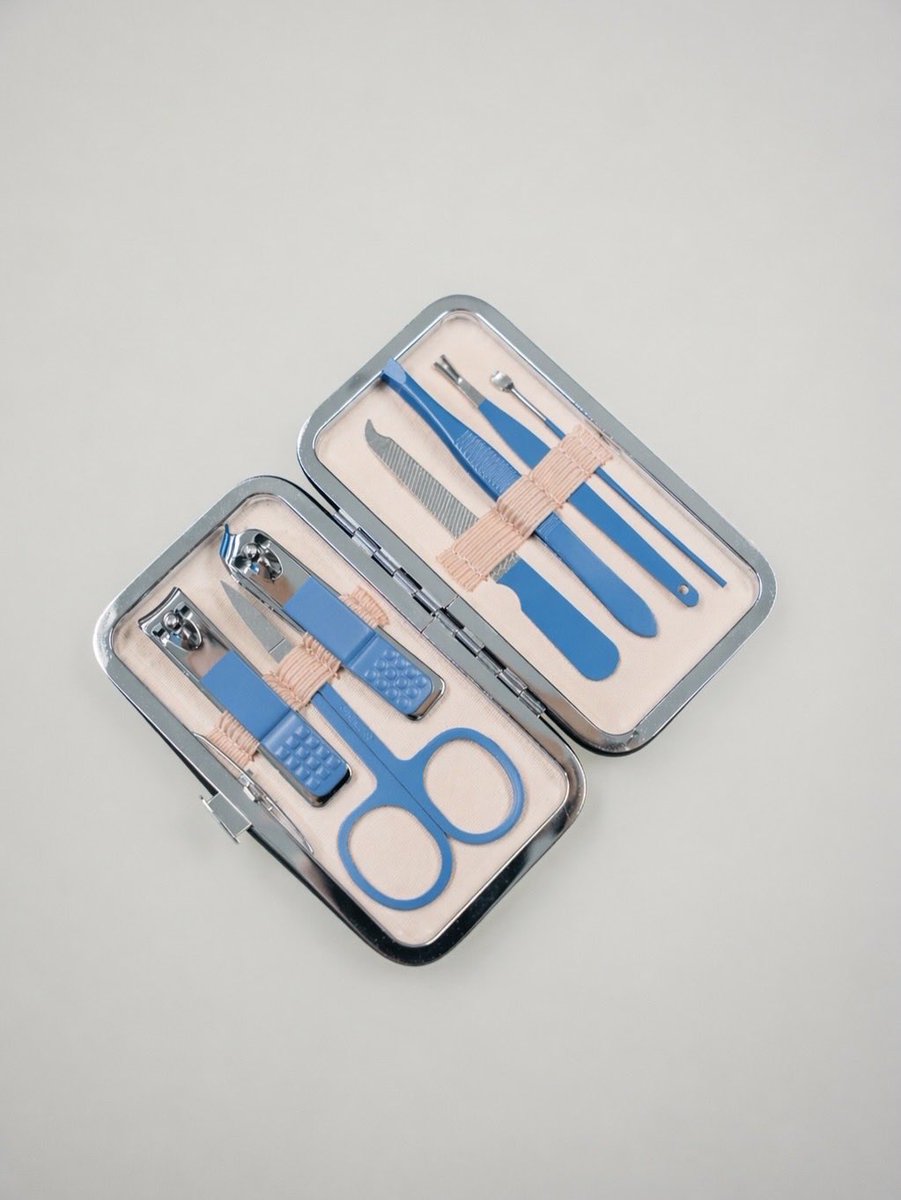 prodigypromos's tweet photo. You’re not ready for what’s inside 😏

A full manicure set, sleek enough to go anywhere. https://t.co/u2Qha6yWro
