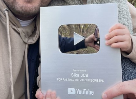 RyomisStuff tweet media