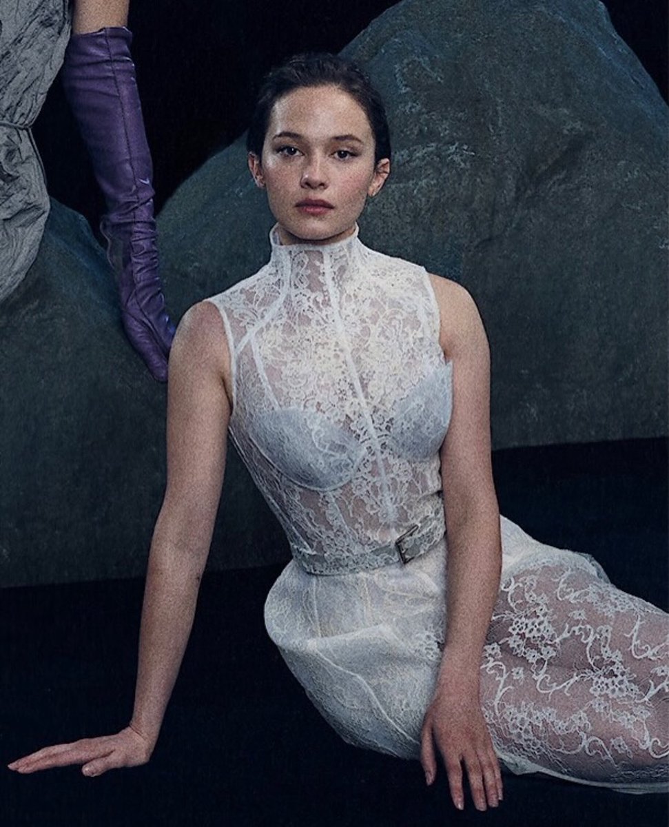 JonnyLeTran5's tweet image. Blessing your timeline with Cailee Spaeny 😍 #CaileeSpaeny #Priscilla #CivilWar #AlienRomulus #PacificRimUprising #BadTimesattheElRoyale #HowItEnds #WakeUpDeadManAKnivesOutMystery #OntheBasisofSex #TheCraftLegacy #UnlimitedWorld #Vice #Devs #MareofEasttown #beautiful