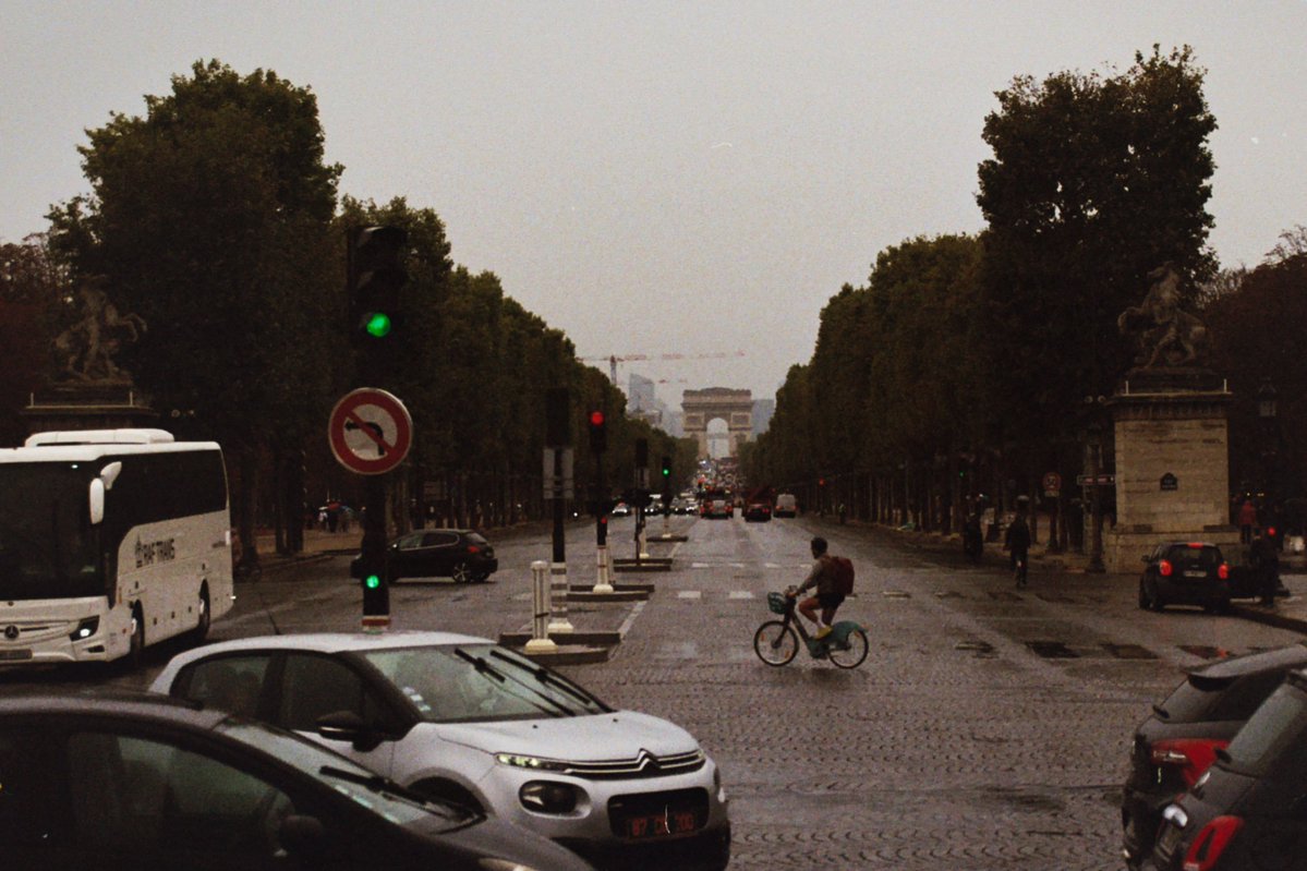 lovechazelle's tweet image. need to get #out there with my camera again