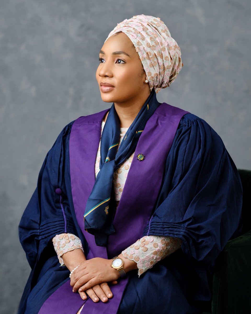 Brookmatrix__'s tweet image. More than a milestone… a legacy in motion. 🎓✨

Captured with intention. Remembered forever.

“ @ajigophoto @Brookmatrix__ “

#brookmatrixphotography #timeless #graduation #milestone #iconic