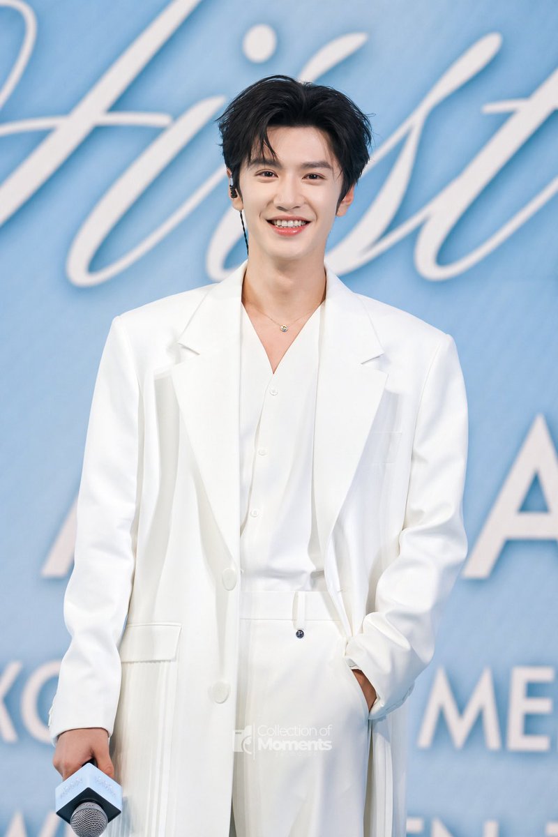 Collection of Moments tweet media