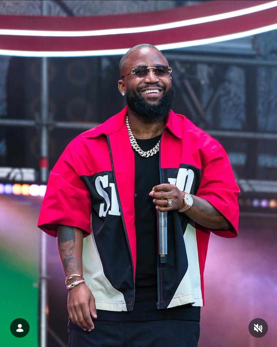 Sometimes, i scroll past Cassper Nyovest trolls on the TL and I chuckle. Mufasa? Nyovi? Refiloe?

Emang pele guys, wooh. This is one if not thee greatest to shape and change the South African entertainment landscape in the past decade or more. A serious trailblazer!

1 of 1 this