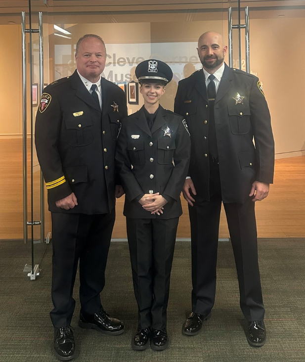 PoliceWheeling's tweet photo. Please join us in congratulating Probationary Officer Fediuk, on her graduation from the Suburban Law Enforcement Academy today. We're excited to have Officer Fediuk begin her career serving and protecting our community! https://t.co/LHSPRLnPW9