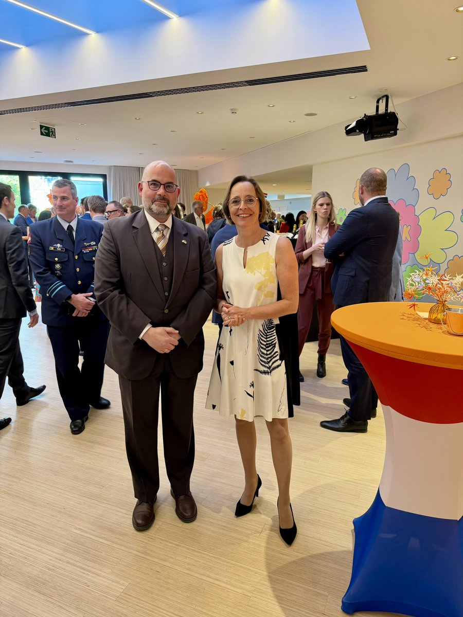 tamasivankovacs's tweet image. 🇭🇺🤝🇳🇱 It was my great pleasure to celebrate #Koningsdag last night at @NLinBE with #Ambassador Friend &amp;amp; Colleague @bschwachofer‼️ Congratulations on the festive occasion to Dear Friends @PJKleiweg &amp;amp; @carinatwork and to all our #Dutch colleagues as well, on behalf of all of us