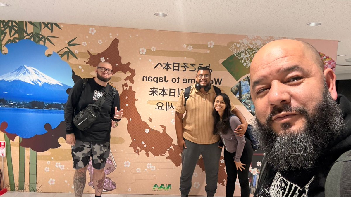 Lauyagami tweet media