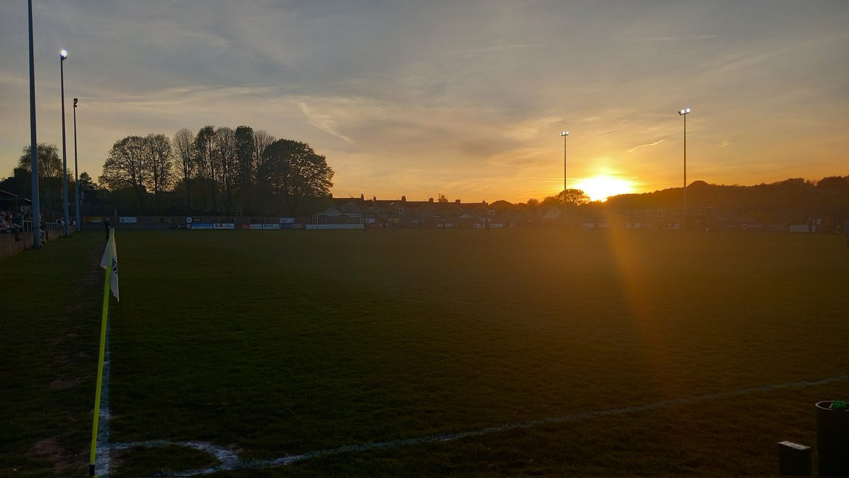 Official_MSFL's tweet photo. Just into second half. Meadow have pulled one back. 
Haydon 2
Meadow 1 https://t.co/U8mO52LNMS
