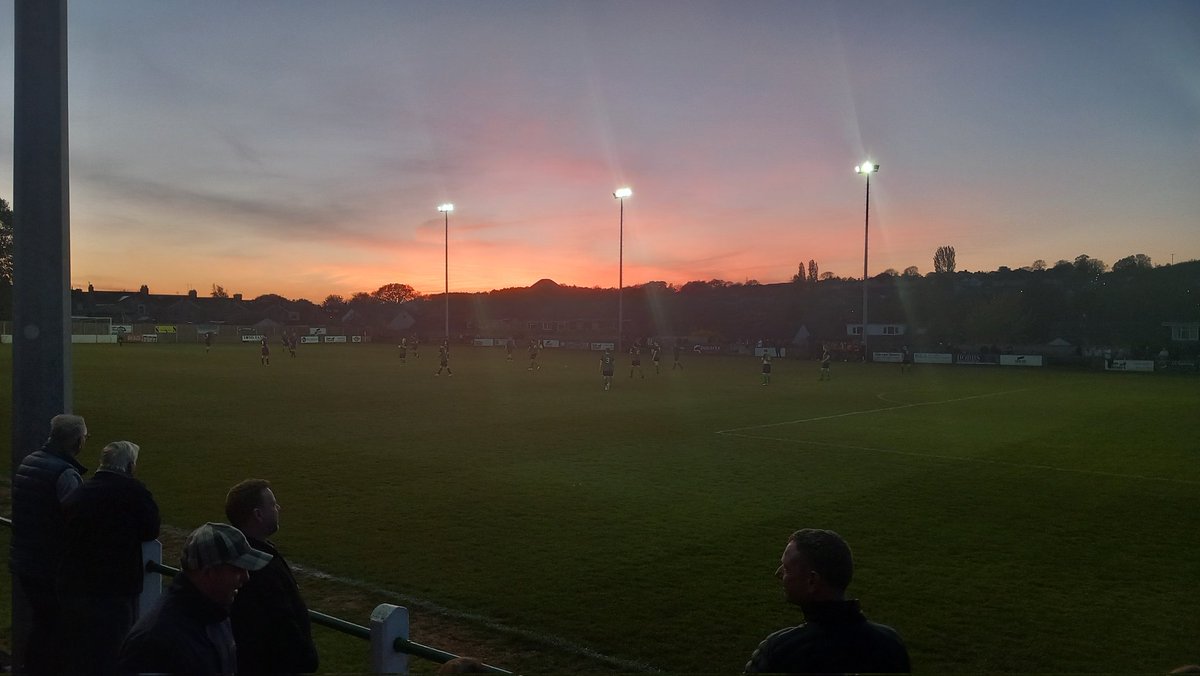 Official_MSFL's tweet photo. Just into second half. Meadow have pulled one back. 
Haydon 2
Meadow 1 https://t.co/U8mO52LNMS