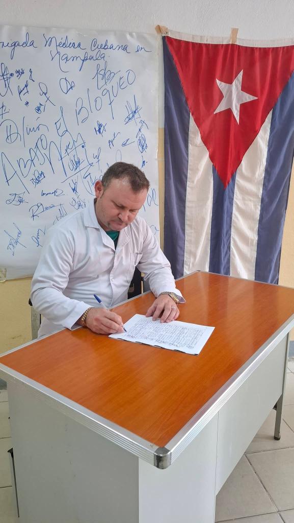 Brigada Médica Cubana en Mozambique tweet media