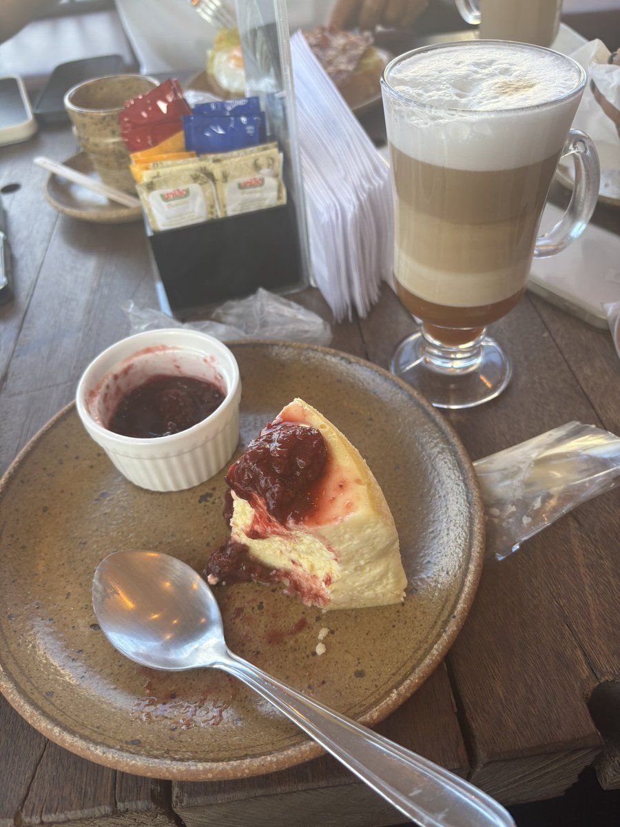 bibi ⋆˙⟡♡ ode to love tweet media