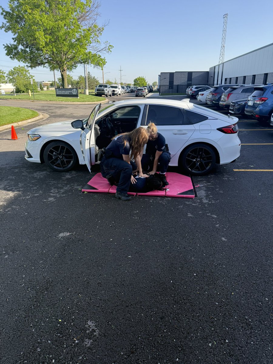 Olathe West Public Safety Academy tweet media