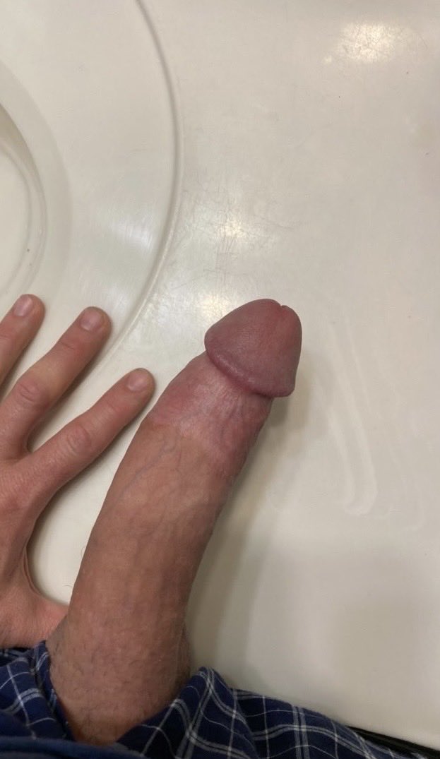 emblmer76's tweet photo. @thickcockguyyy @BigboobsChazza2 https://t.co/Ha4lC0S0Ge