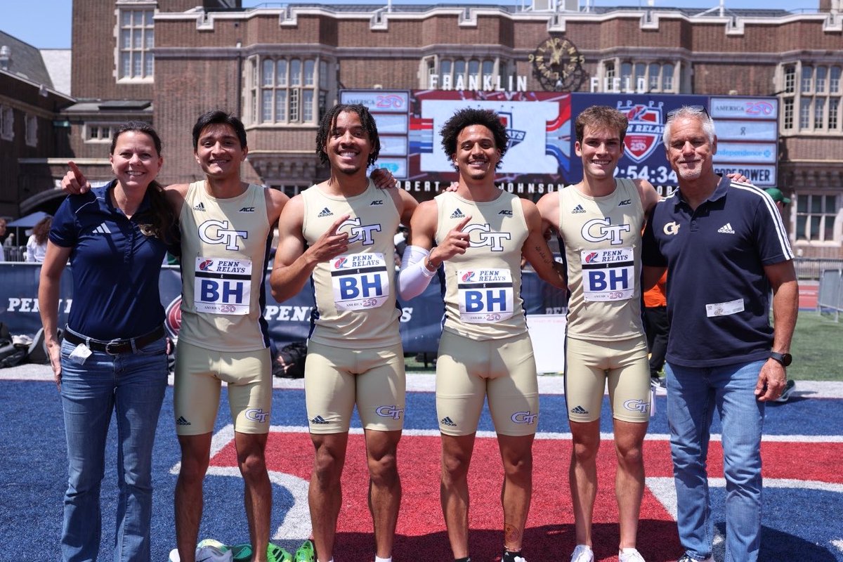 THE PENN RELAYS MEN’S DMR WINNERS 🥇

#StingEm