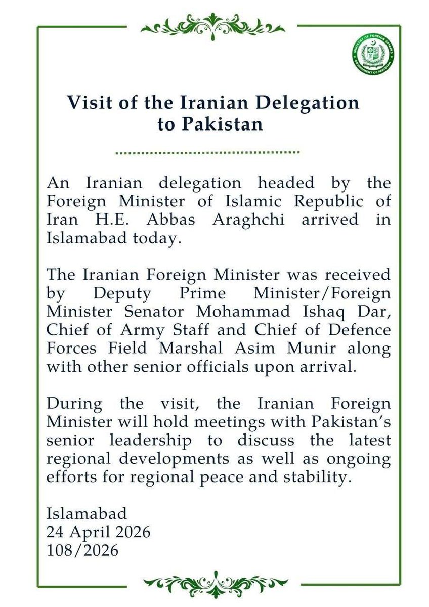 MUMAIRTWEETS's tweet image. Mera piya Ghar aya 🥹 
FM Abbas Aragchi just landed in Islamabad 
Welcome back @araghchi 🤗 
#Pakistán #Tehran #پاکستان_کی_اونچی_اڑان