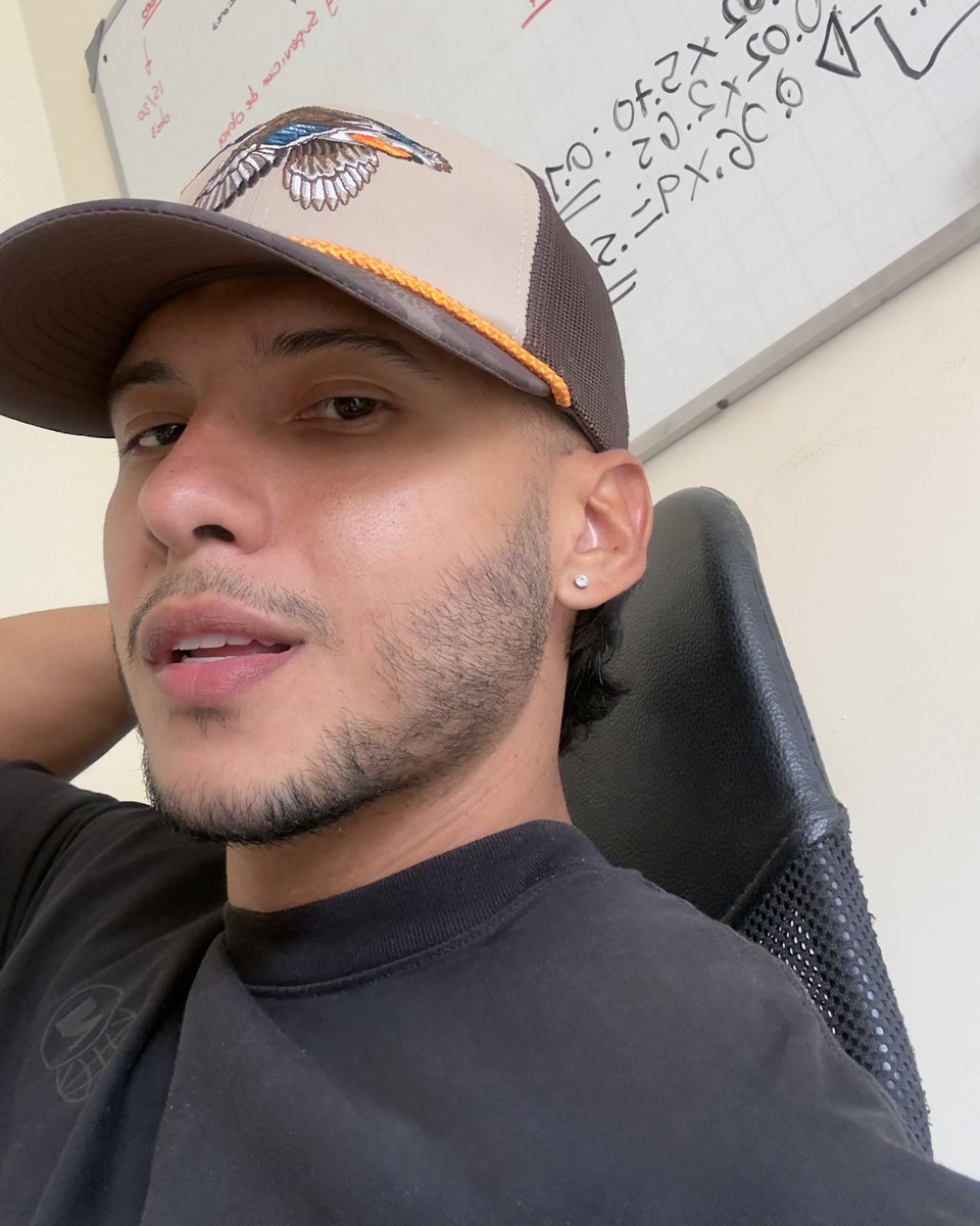 DanielMeza29's tweet photo. Viernes laboral 🙌🏽 https://t.co/lwScsGJbra