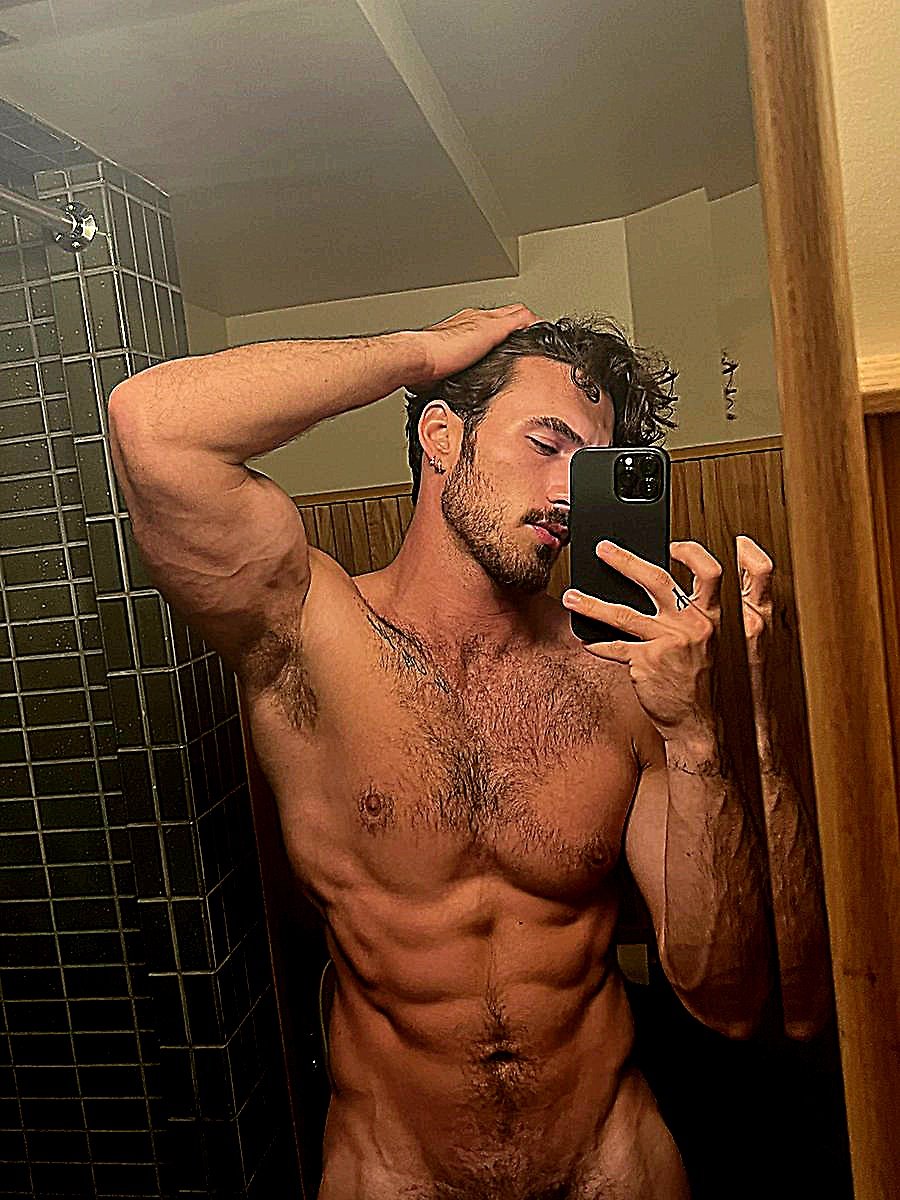 𝒆𝒍𝒍𝒊𝒐𝒕 tweet media