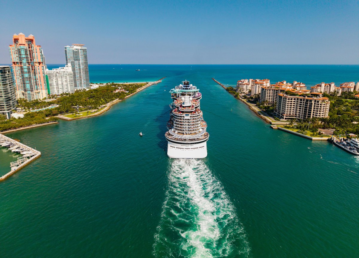 PortMiami's tweet image. Weekend vibes have officially arrived! 😎 ☀️

#HappyWeekend