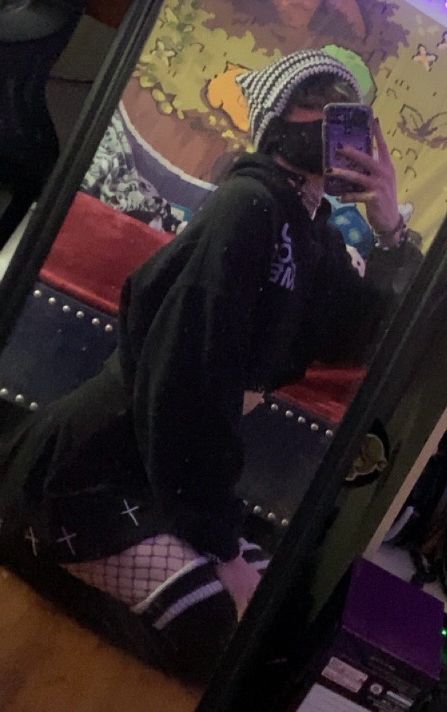 coffinxbby tweet media