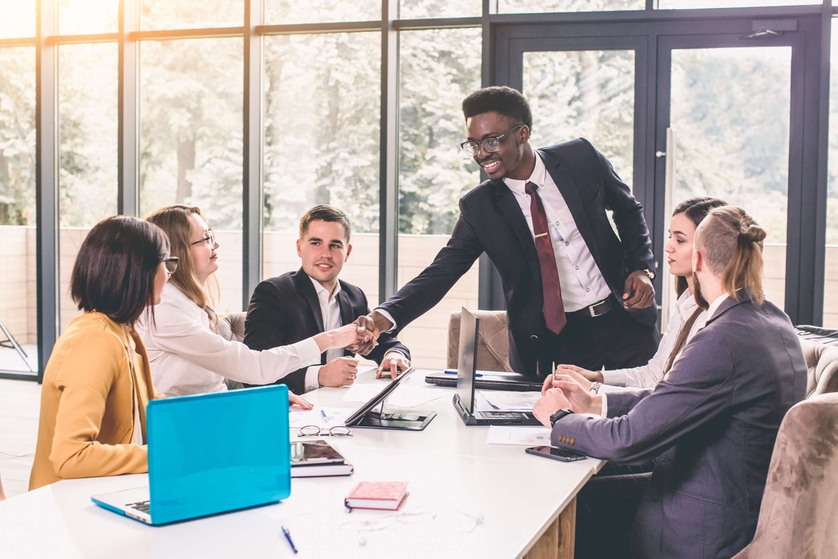 PEO_brokers's tweet image. One recommendation. Multiple wins.
Better comp management, smoother payroll, stronger HR—all in one move. That’s real value your clients will remember.
Deliver more. Partner with us.
peobrokersnetwork.com
#SmartSolutions #InsurancePros #BusinessSupport